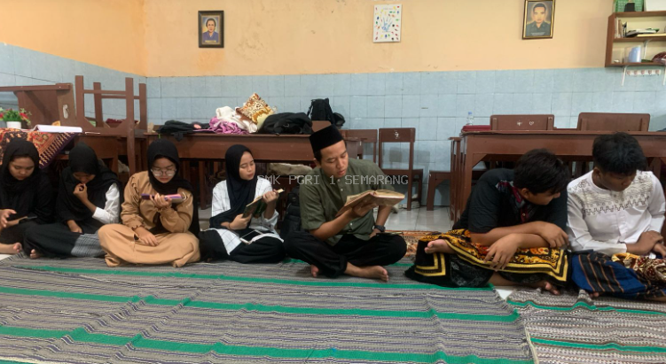 Lima Balasan Allah Kepada Hamba Yang Mudawamah Shalat Berjamaah